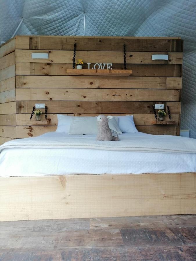 Glamping Quintana Hotel Gijon Exterior photo
