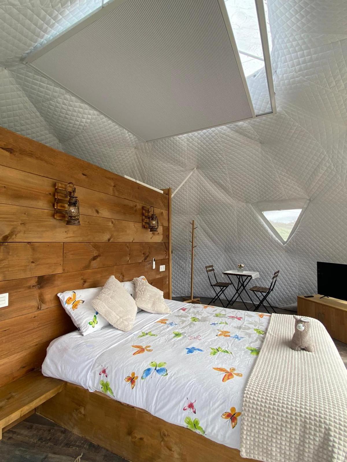 Glamping Quintana Hotel Gijon Exterior photo